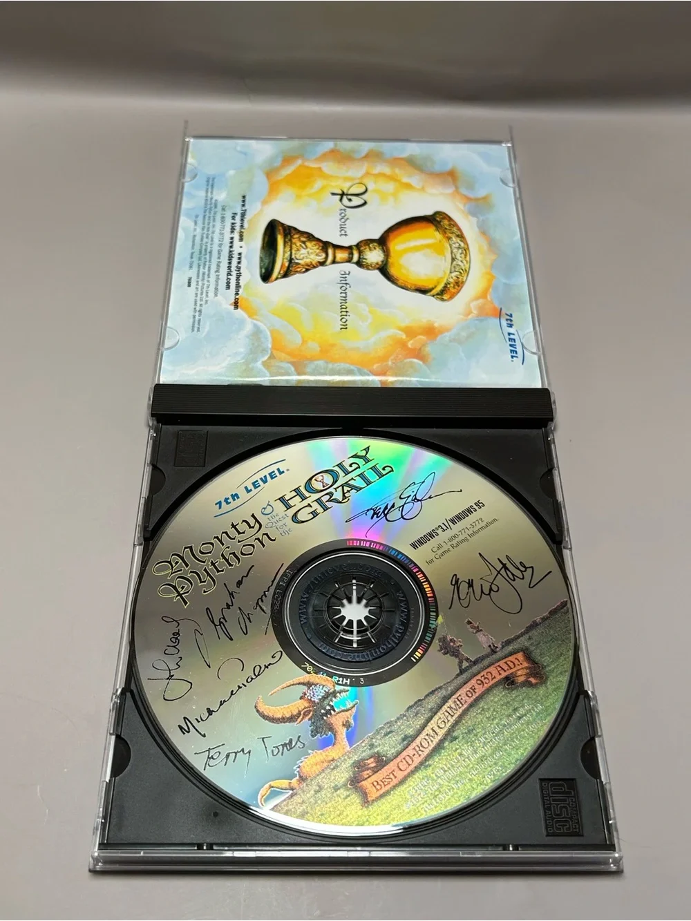 Monty Python & the Quest for the Holy Grail - PC Game Special Signature Edition